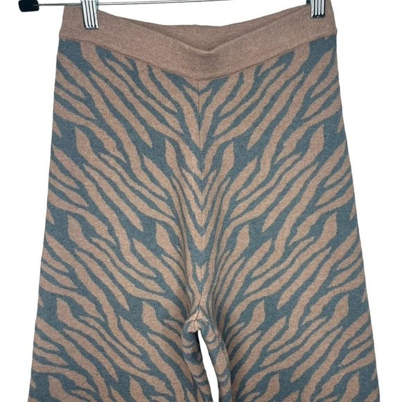 Anthropologie Wide Leg Brown and Blue Zebra Abstract Pants Size Small - Picture 2 of 13
